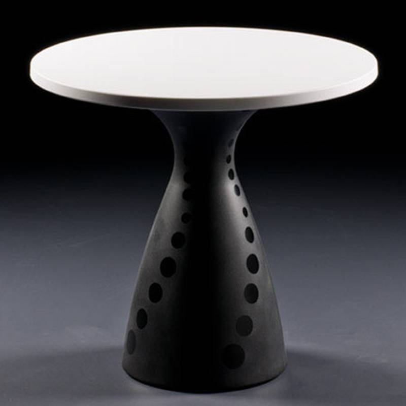 Flut Round Table from Softline Allkit.