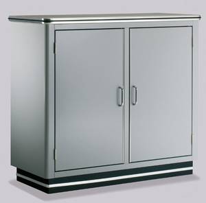 Classic Line 2-Door Sideboard from Muller.