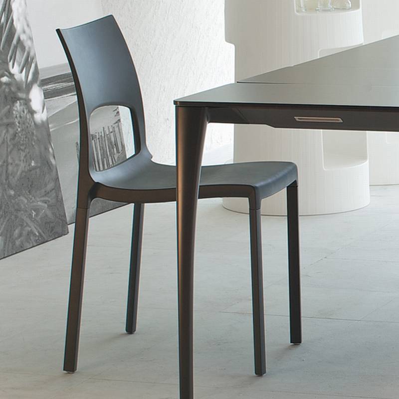 Idole from Bonaldo designed by Dondoli and Pocci.