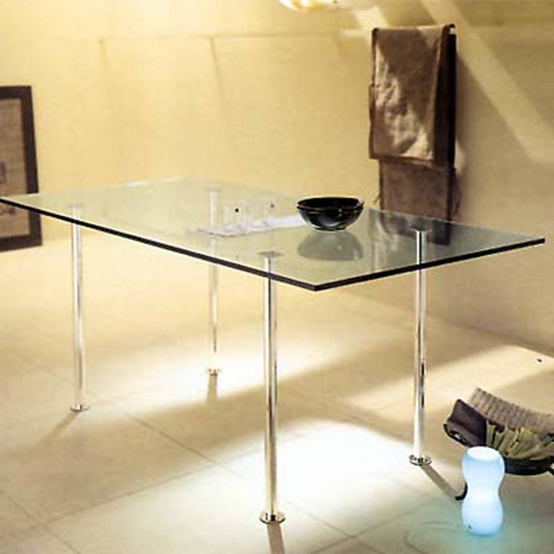 Twiggy from Tonelli designed by D'Urbino and Lomazzi.