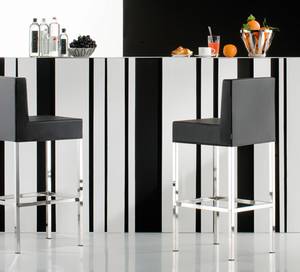 Cube XL 1461 from Pedrali.