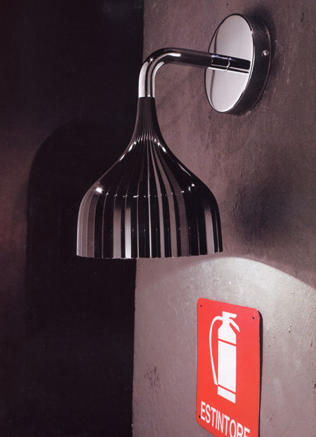 E Wall lighting from Kartell, designed by Ferruccio Laviani