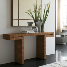 Miyabi Console by Porada