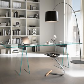 Kasteel Desk by Tonelli