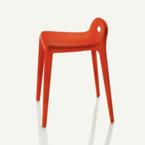 Yuyu Stool by Magis