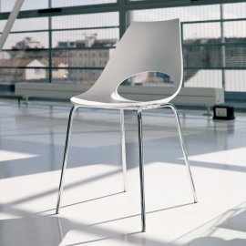 Shark Poly Chair by Bontempi