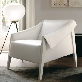 Ara Lounge Chair by Porada