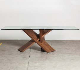 Tripode Dining Table by Miniforms