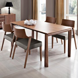 Universe-160 Dining Table by DomItalia