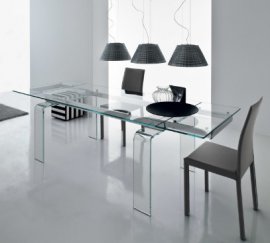 Light Dining Table by Compar