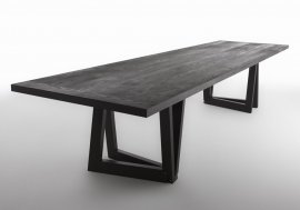 QuaDror03 Dining Table by Horm