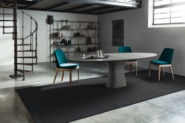 Podium Dining Table by Bontempi