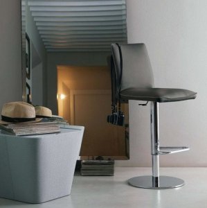 Nata Bar Stool by Bontempi