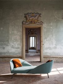 Face To Face Sofa by Tacchini