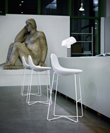 Doodle Stool by Tacchini