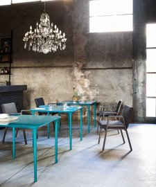 Spindle Glass Dining Table by Tacchini