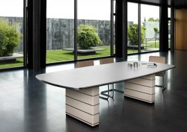 TB 121 / TB 126 Conference Table by Muller