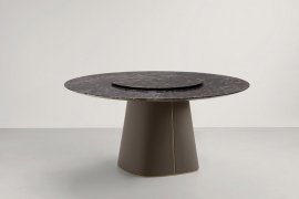 Arthur Dining Table by Frag