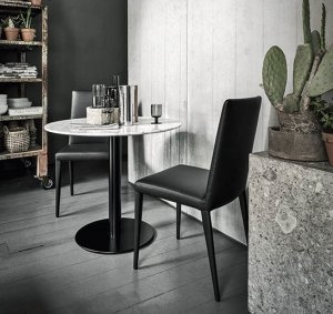 Doni Dining Table by Frag