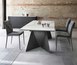 Euclide A Dining Table by DomItalia