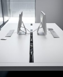 Sushi Workstation Conference Table by Kristalia