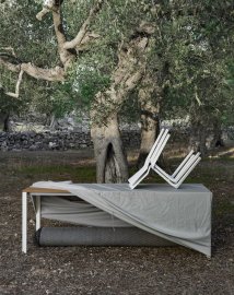 Casper Furniture Cover Accessory by Kristalia