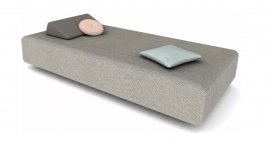 Kumo Lounger by Manutti