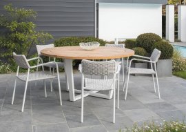 Fuse Round Dining Table by Manutti