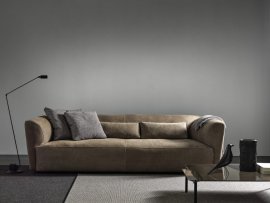 Gast Sofa by Frag