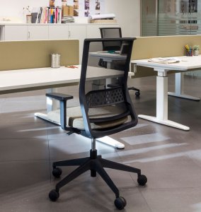 Stay Chair Office Chair-Seating by Actiu