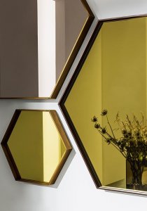 Visual Hexagonal Mirror by Sovet