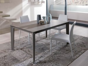 Opera Extendable Table by Ozzio