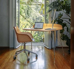 Earl Of Wood Desk by Kartell