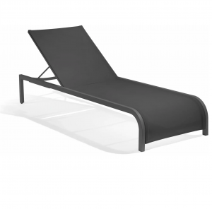 Latona Lounger by Manutti