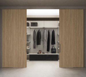 Vista Walk-in Closet by Pianca