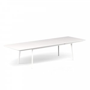 Plus4 Extendable Table by Emu