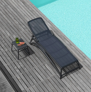 Atlantico Lounger Daybed by Nardi