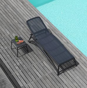 Atlantico Lounger by Nardi