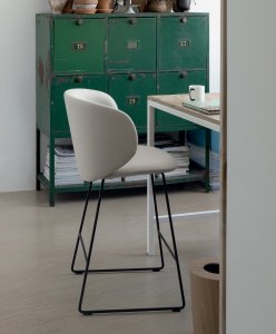 Dua Stool by Kristalia
