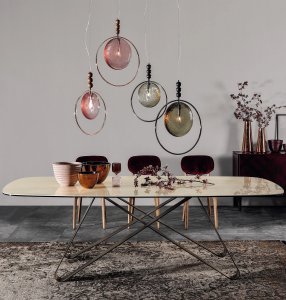 Status Table by Tonin Casa