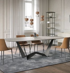 Reverse Table by Tonin Casa