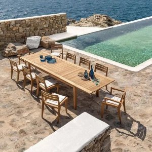 Ribot Extendable Table by Ethimo