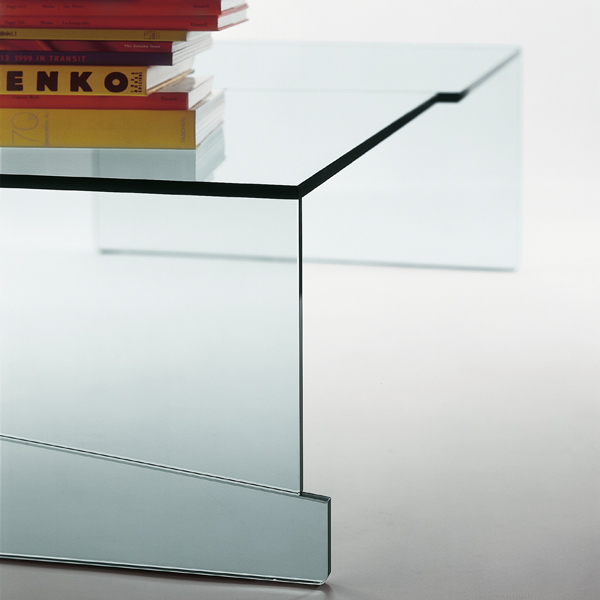 Strappo coffee table from Tonelli, designed by Luigi Serafini