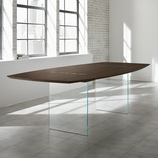 Tavolante dining table from Tonelli, designed by Marco Gaudenzi