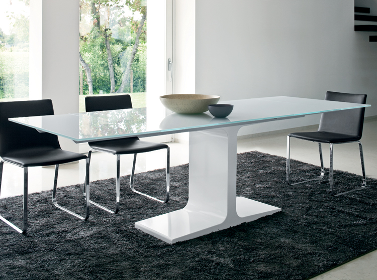 Palace Extending dining table from Sovet