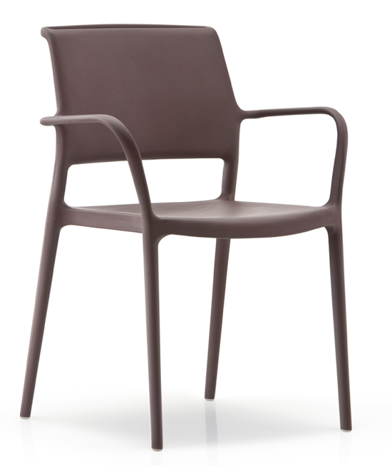 Ara 315 chair from Pedrali, designed by Jorge Pensi