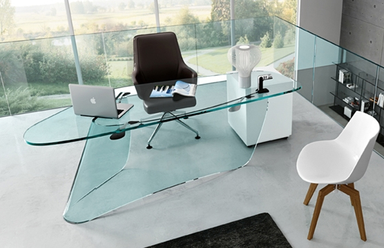 Graph desk from Fiam, designed by Xavier Lust