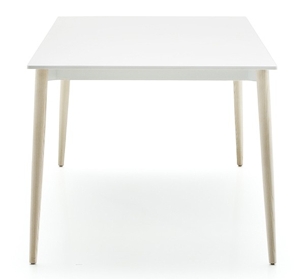 Malmo dining table from Pedrali, designed by CMP Design