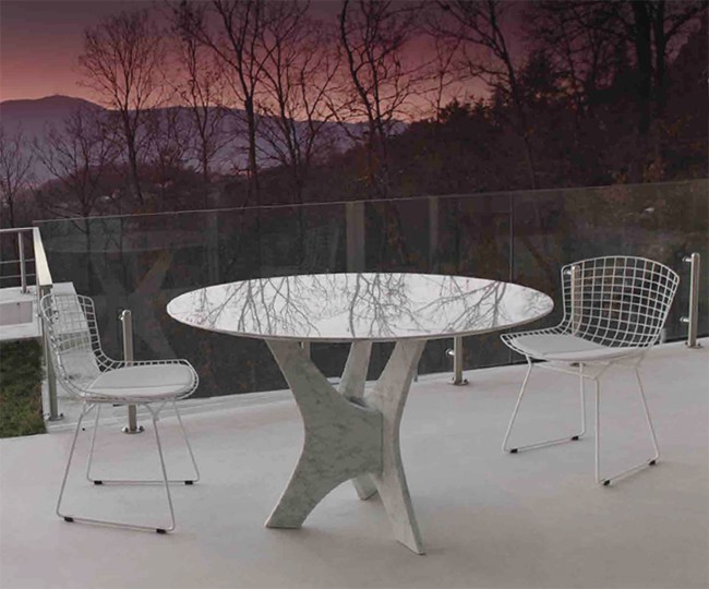 Brera dining table from Steelline