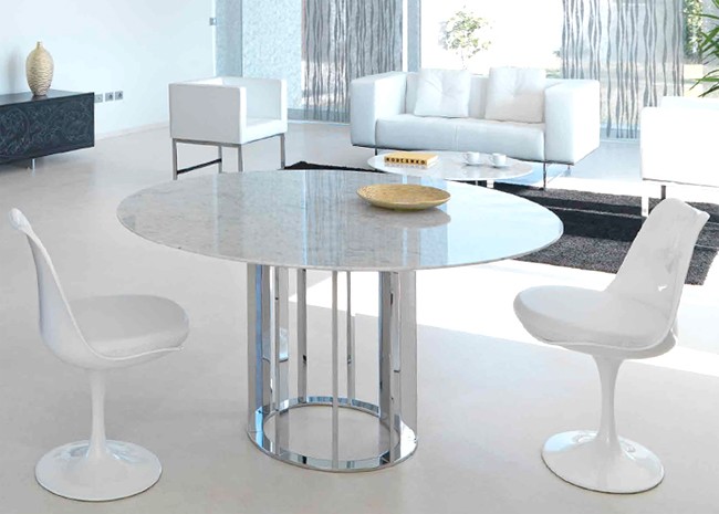 Asolo dining table from Steelline